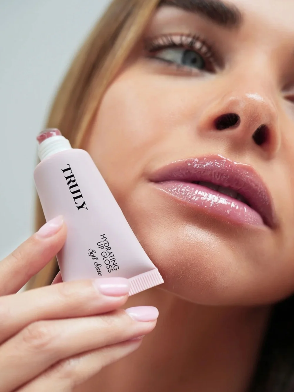 TRULY Glazed Donut Hydrating Lip Gloss Hyaluronic Shea Butter NIB